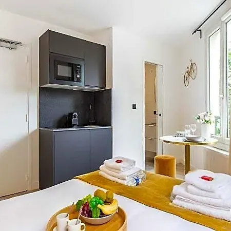 Superb - 2p - Beaugrenelle Tour Eiffel Hotell 2*
